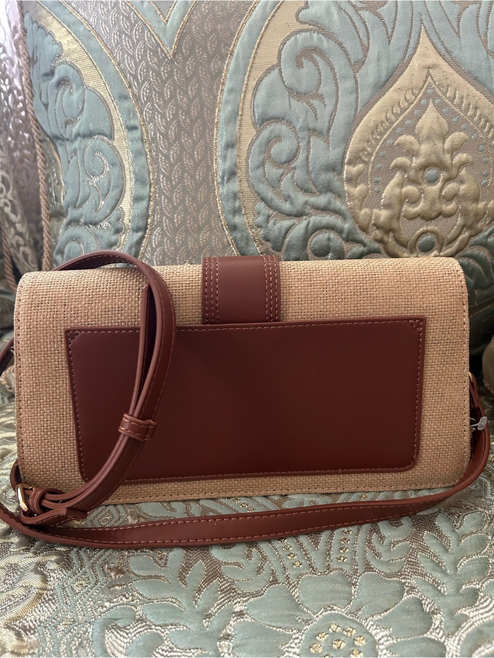 Moda Luxe Tan Woven Clutch with Brown Leather Strap new without tags - Picture 8 of 10